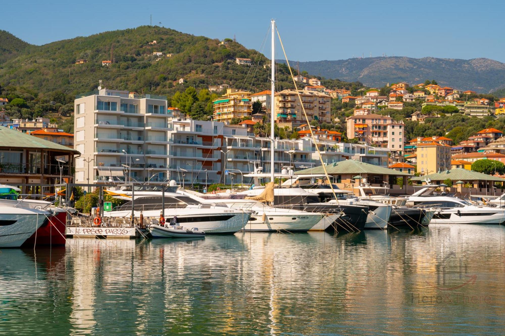 Garden & Sea View - Free Beach Access And Garage - Wifi Varazze Esterno foto