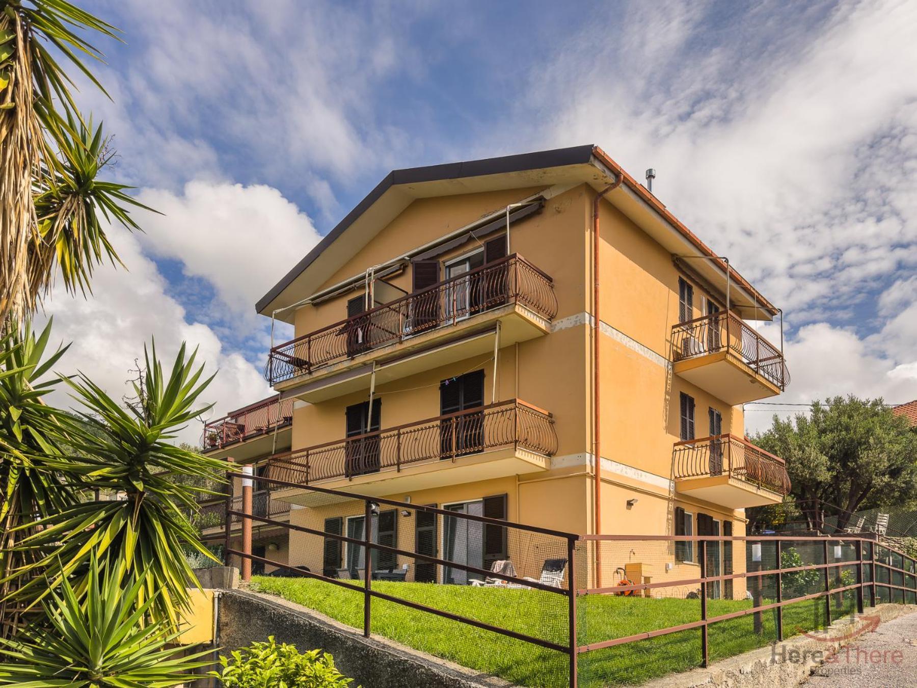 Garden & Sea View - Free Beach Access And Garage - Wifi Varazze Esterno foto