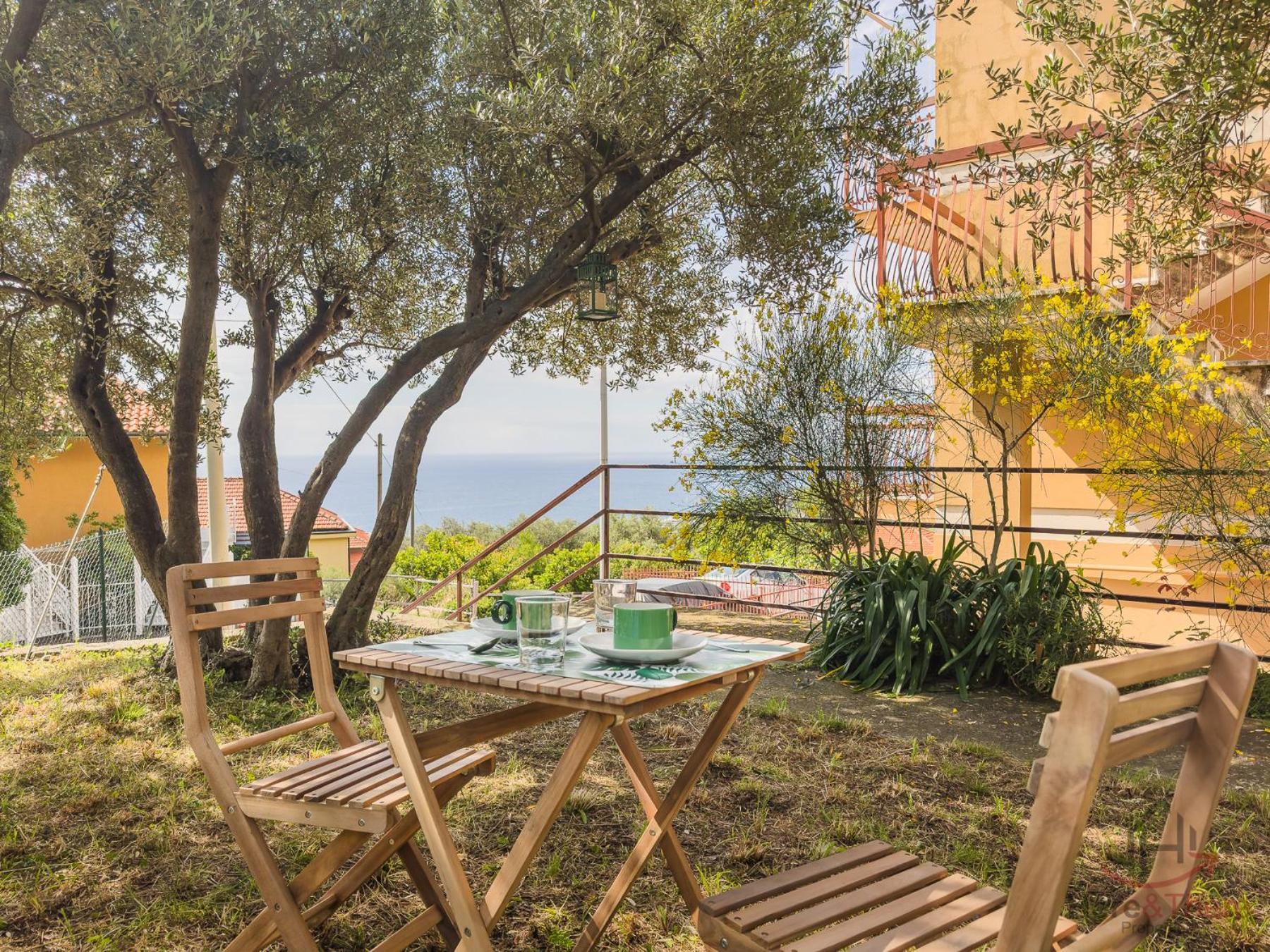 Garden & Sea View - Free Beach Access And Garage - Wifi Varazze Esterno foto